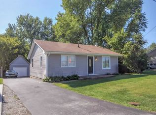 9305 Aiken Rd, Louisville, KY 40245