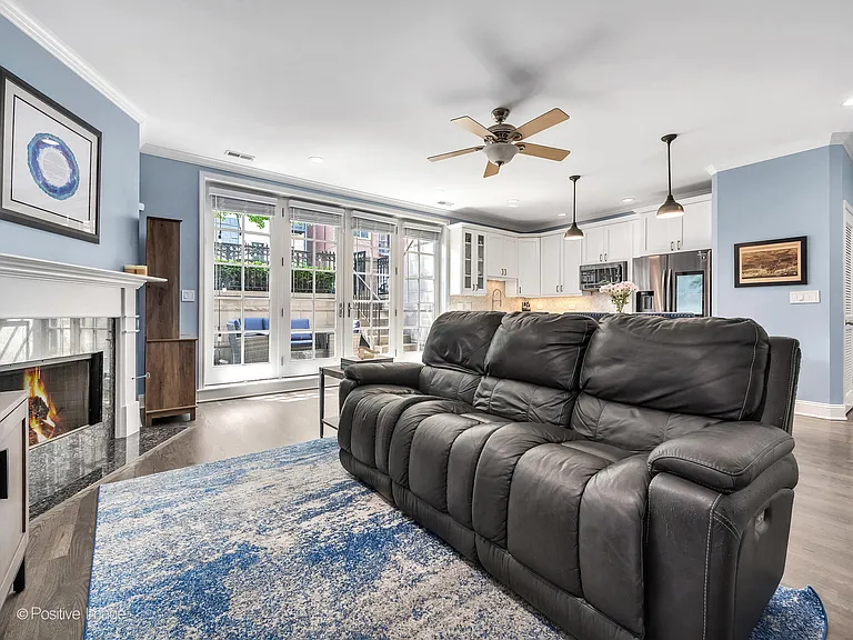 3715 N Wilton Ave #1 — Photo 8