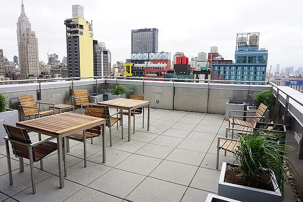 Rented by Levan Real Estate | media 37