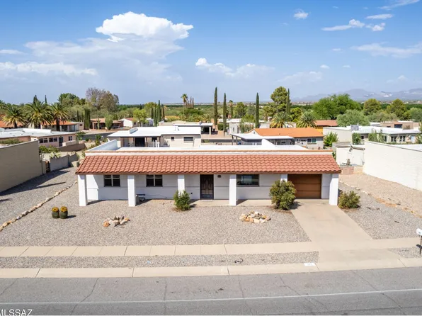 921 S Abrego Dr, Green Valley, AZ 85614