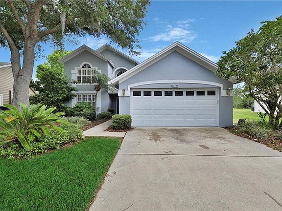3rd image of 17735 Esprit Dr