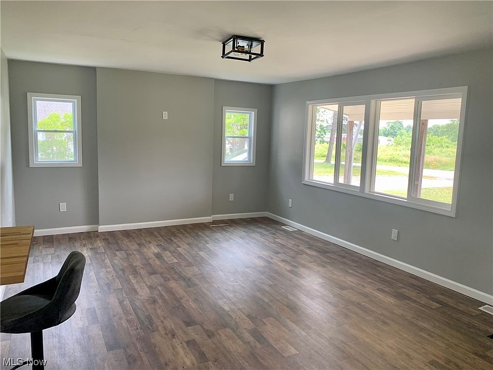 607 Killian Rd, Akron, OH 44319 Zillow