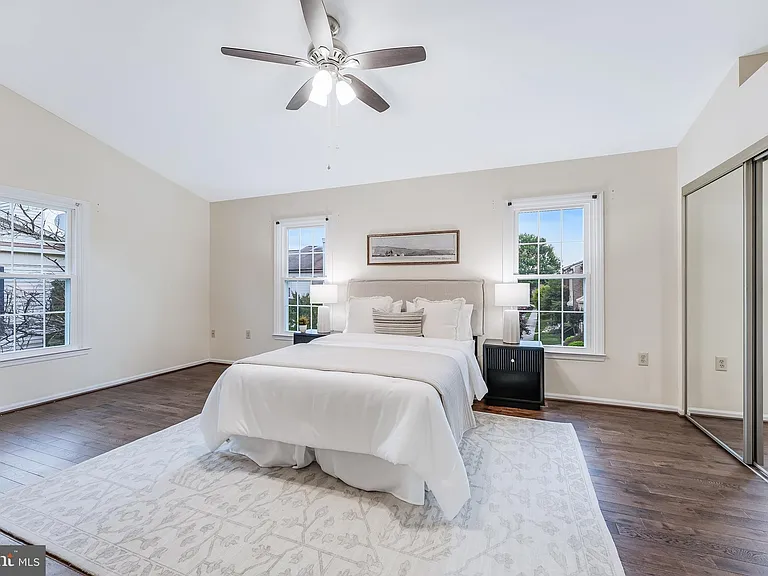 6125 Wellington Commons Dr — Photo 37