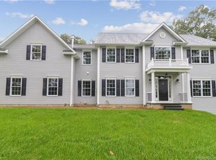 27 Weathervane Dr, New Milford, CT 06776