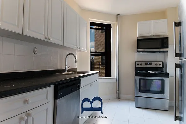 Rented by Brooklyn Blocks Real Estate | media 8