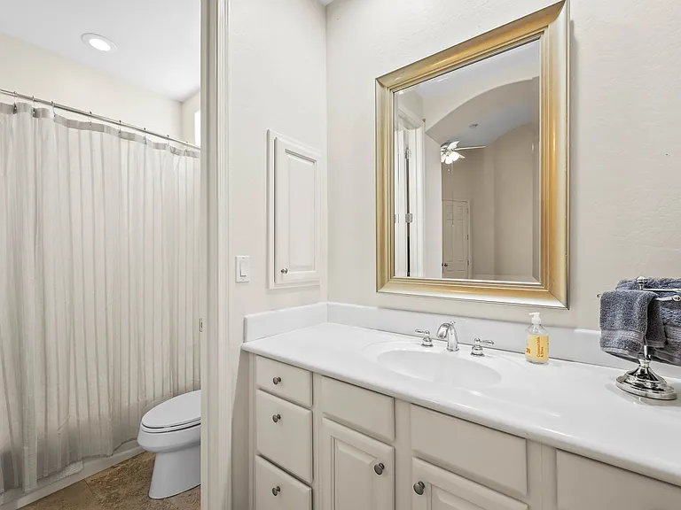 11479 E Beck Ln — Photo 32