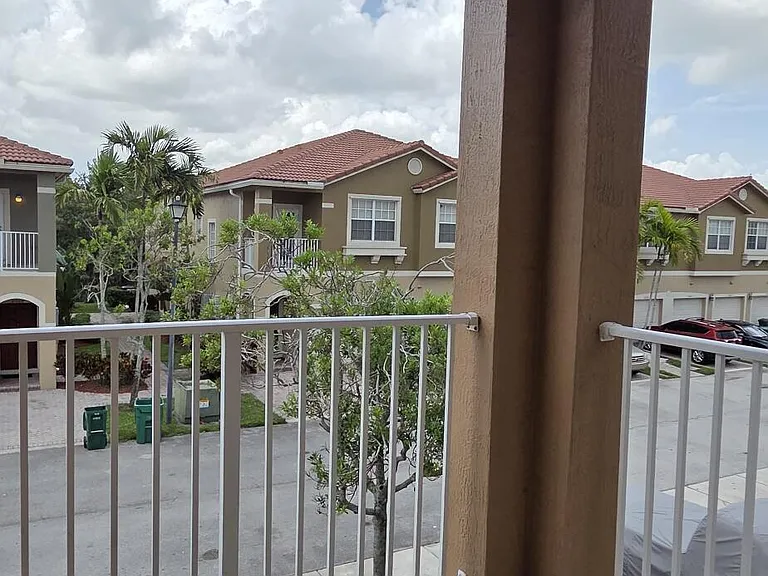 9065 Plymouth Pl — Photo 18