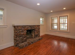 21 E Stewart Rd, Columbia, MO 65203