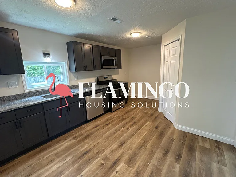 408 S Patterson St — Photo 12