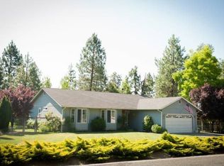 985 Barker Dr, Merlin, OR 97532