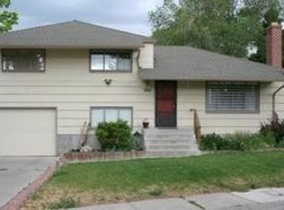 890 Stoker Ave, Reno, NV 89503