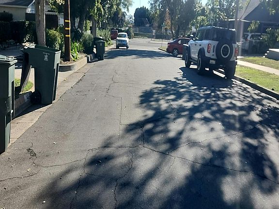 5th image of 1464 N Wilson Ave