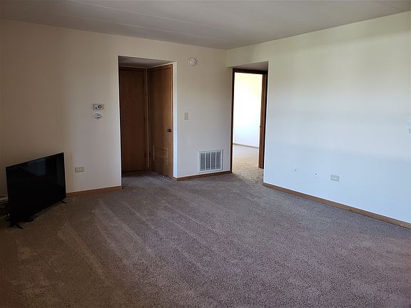 4th image of 5041 W 139th Pl APT 408