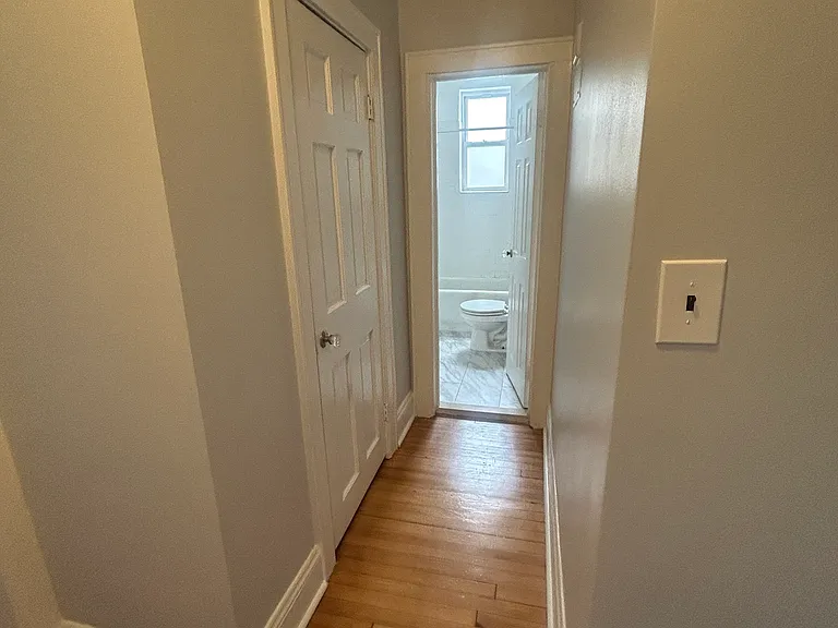 432 Riverdale Ave #3 — Photo 4