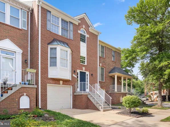 5724 Wood Creek Ln, Centreville, VA 20120