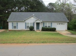 5142 Henderson Rd, Forest Park, GA 30297