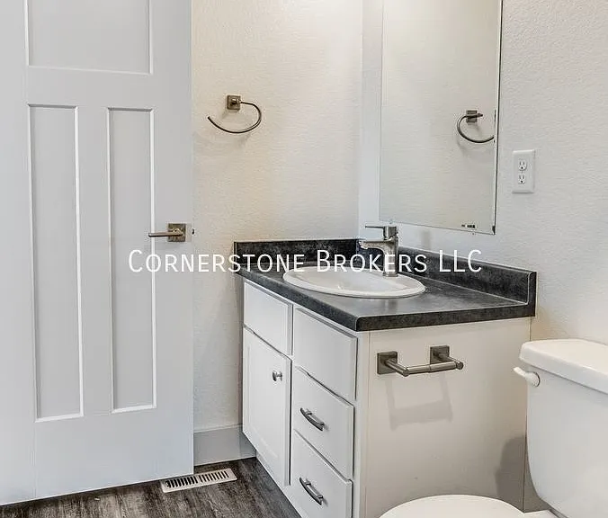 102 Parkview Ct #A — Photo 16