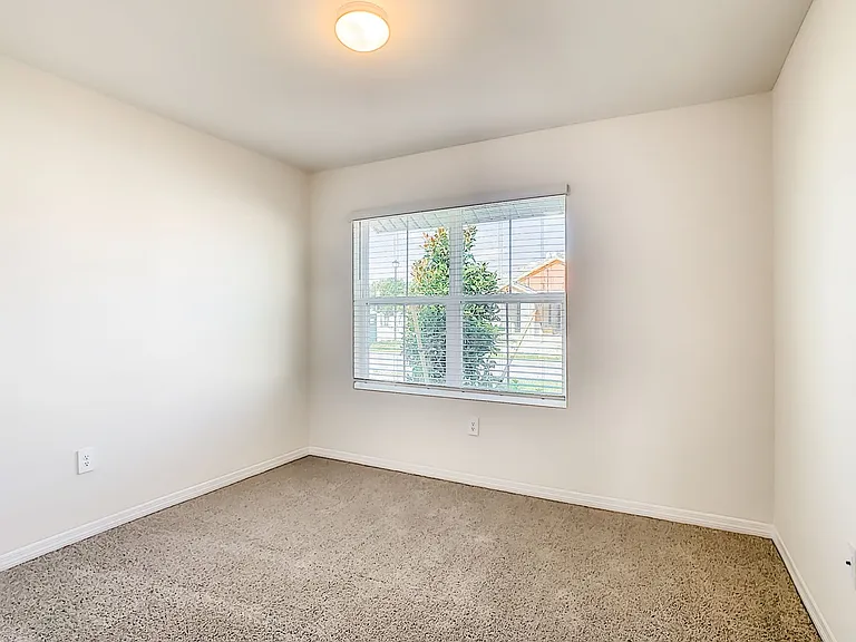 4203 Manatee Ln — Photo 38