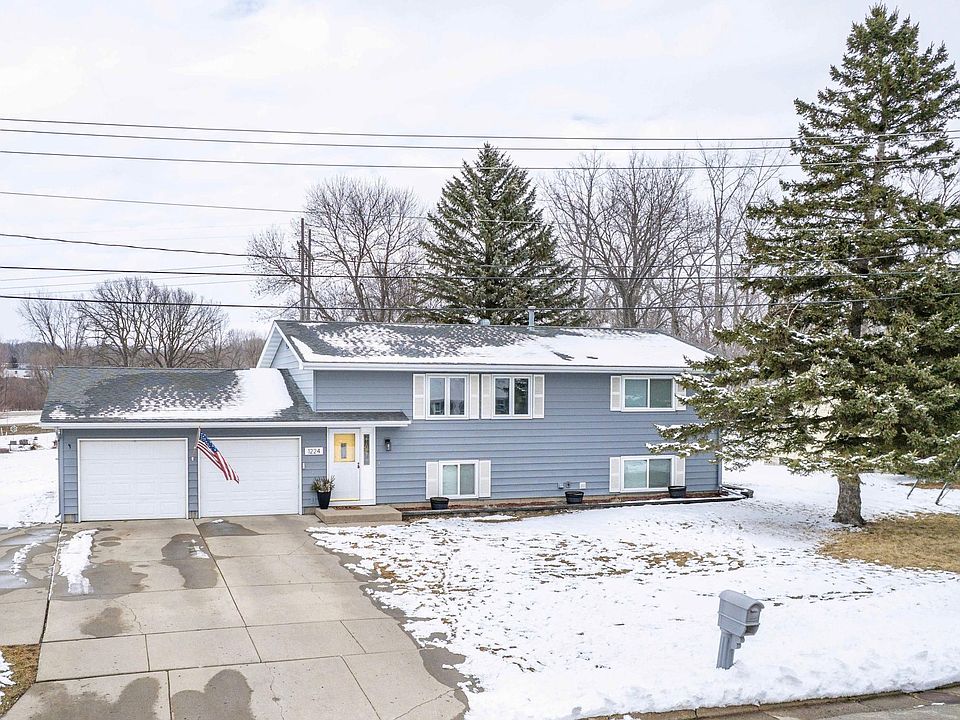 1st image of 1224 Lenore Way