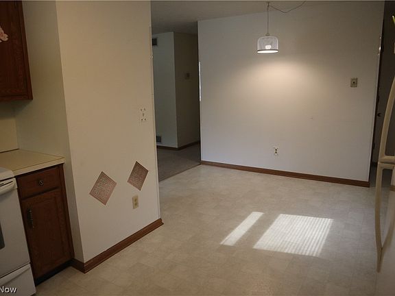 4th image of 288 E Cassell Ave