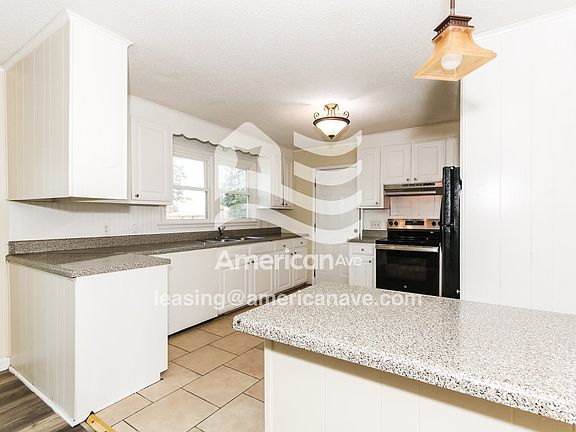 1632_005_kitchen_5.jpg