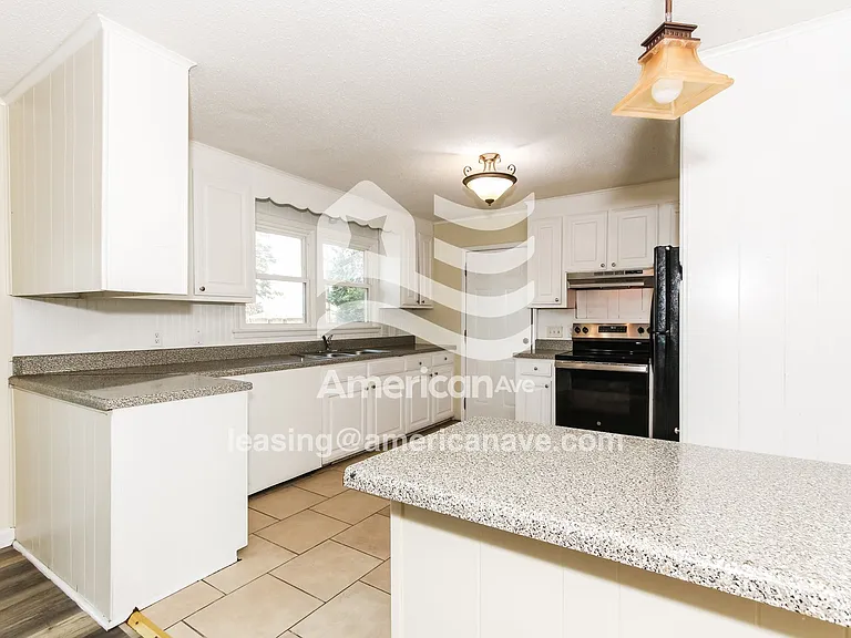 1632_005_kitchen_5.jpg