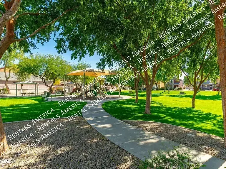 3745 E Kerry Ln — Photo 20