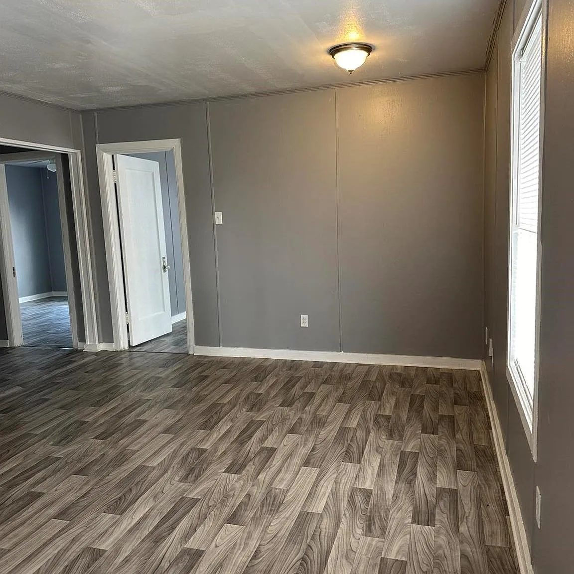 2 bed, 1.0 bath, 850 sqft, $695 — Photo 3