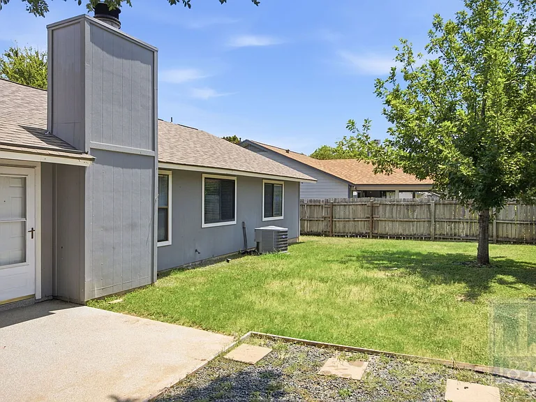 401 Oakridge Pass — Photo 26