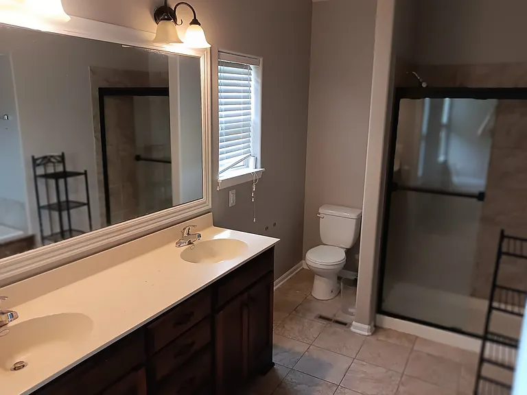 409 W Heritage Dr — Photo 3
