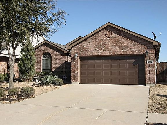 3rd image of 11552 Round Leaf Dr