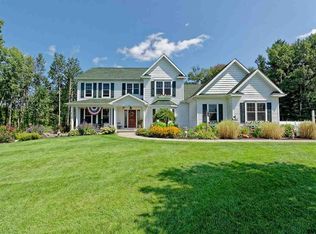 14 Spring Farm La, Guilderland, NY 12303