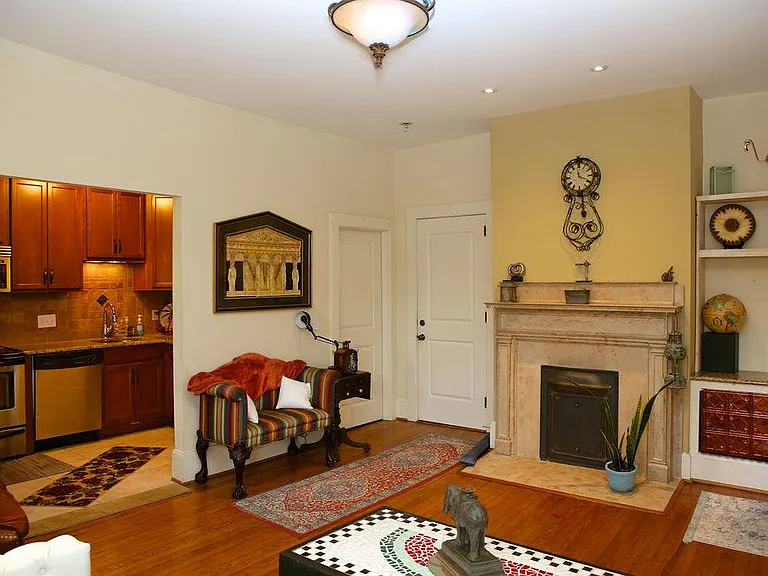 817 N Elm St #E — Photo 28