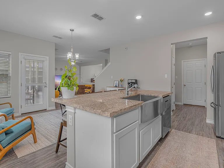 1506 Sombras Dr — Photo 14