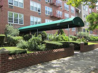227 Ocean Pkwy APT 3K, Brooklyn, NY 11218