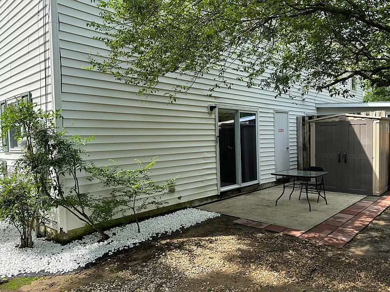 5400 Dorcas St — Photo 4