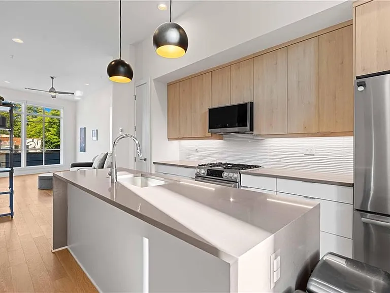 15 Daniel St SE #1 — Photo 9