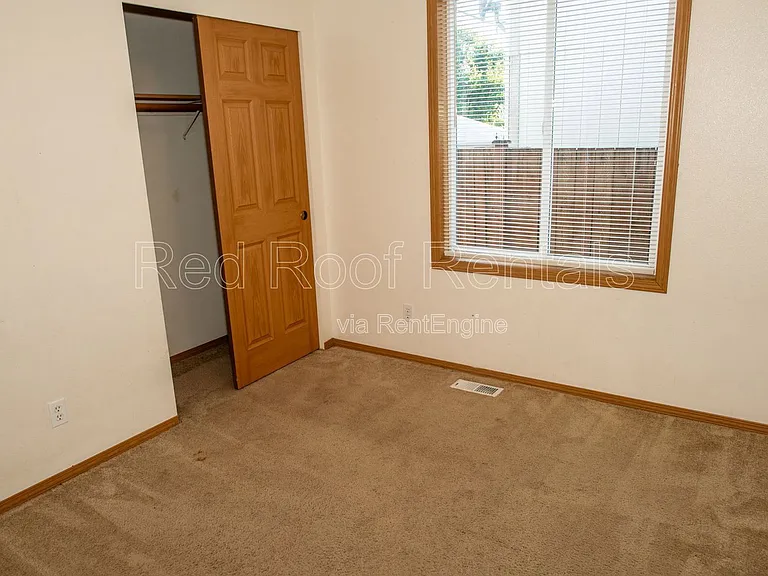 2402 177th Street Ct E — Photo 17
