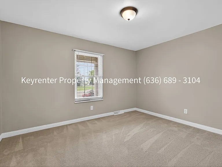 15362 Olive Blvd — Photo 19