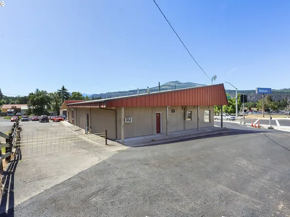 2727 Cascade Ave, Hood River, OR 97031
