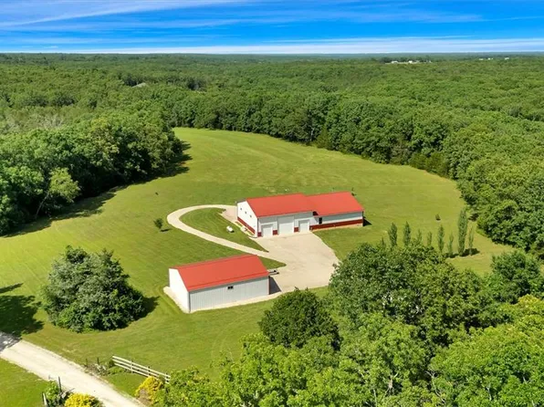 1001 Dunham Rd, Saint James, MO 65559