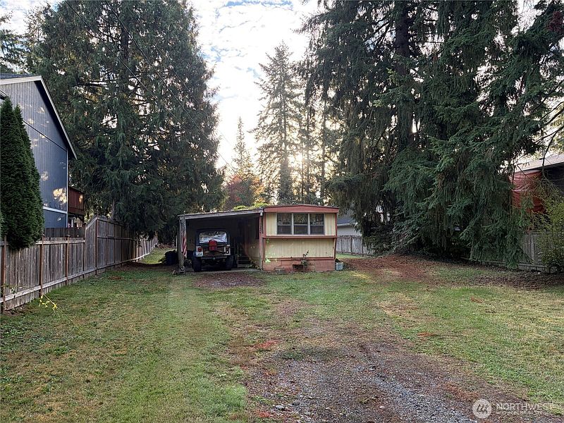 2nd image of 7226 192nd Avenue E