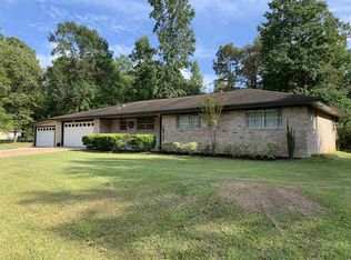 103 Spruce St, Village Mills, TX 77663