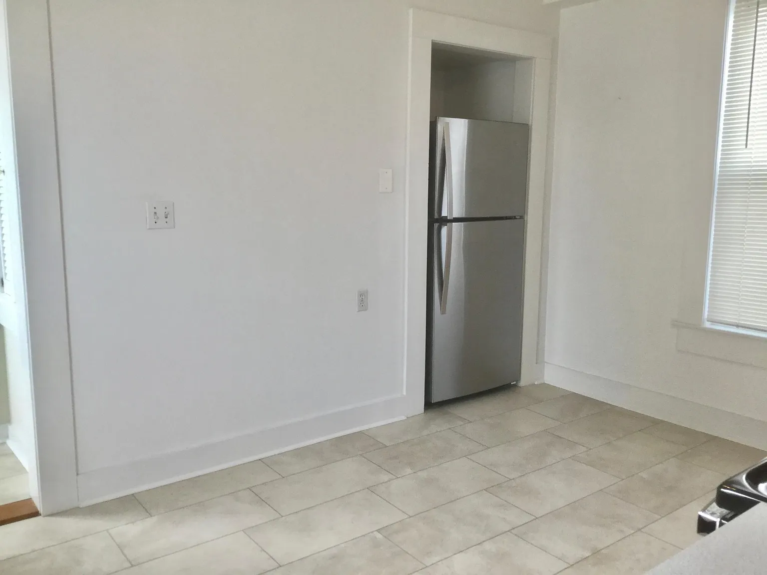1 bed, 850 sqft, $1,895 — Photo 3