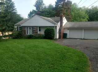 11258 Chardon Rd, Chardon, OH 44024