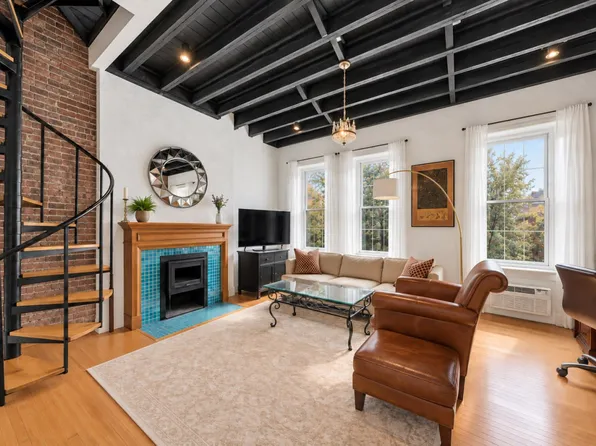 139 West 85th Street image 1 of 8