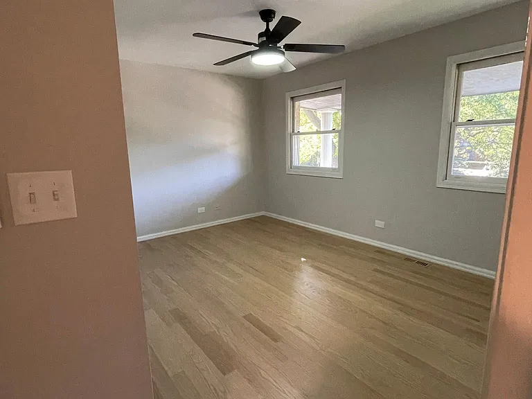 1703 Winnetka Rd — Photo 8