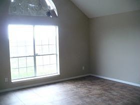 5th image of 3513 Kaufman Ave