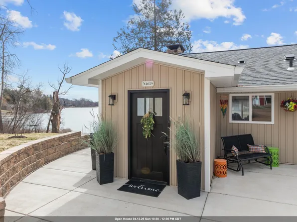 N4059 20th Dr, Wautoma, WI 54982