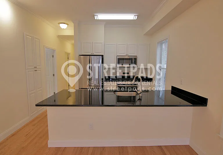 15 Langdon St — Photo 5